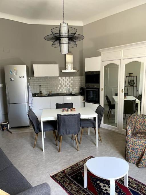 Bagnères-de-Luchon 101 Pyrenees Palace Appartement מראה חיצוני תמונה