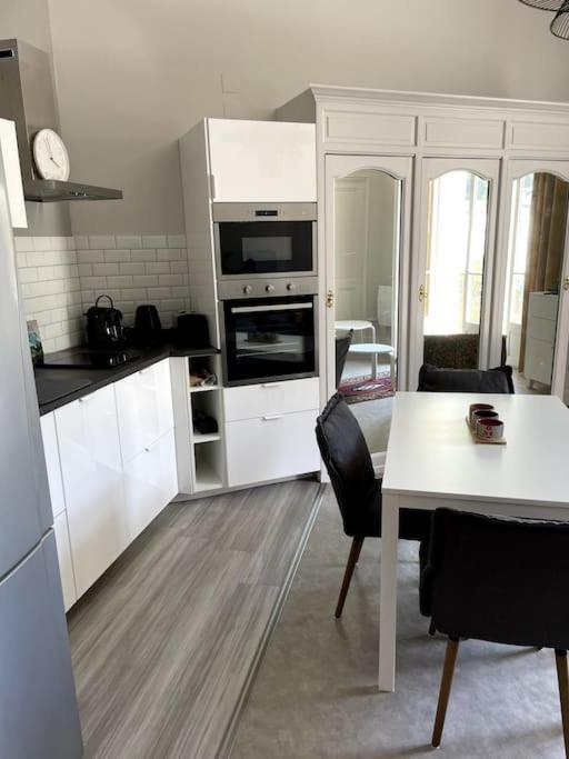 Bagnères-de-Luchon 101 Pyrenees Palace Appartement מראה חיצוני תמונה